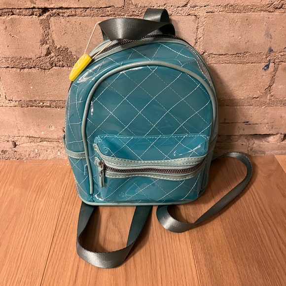 Clear Blue Kids backpack - Picture 1 of 2